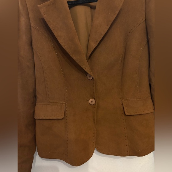 Women's Tan Blazer - Picture 4 of 6